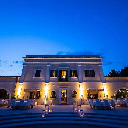 לינה וארוחת בוקר Casa Freda 4*