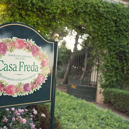 Alojamento de Acomodação e Pequeno-almoço Casa Freda Foggia